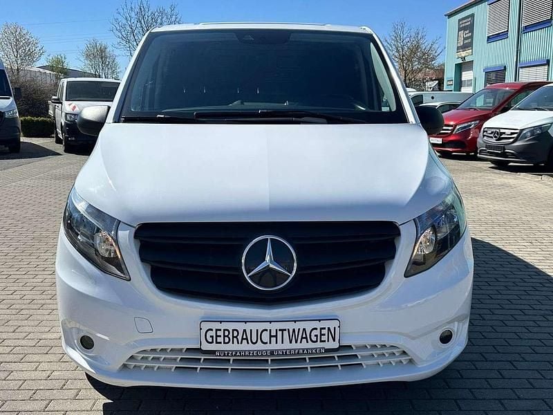 Second-hand Mercedes Vito 136 CP (100 kW) 2022 Alb Van