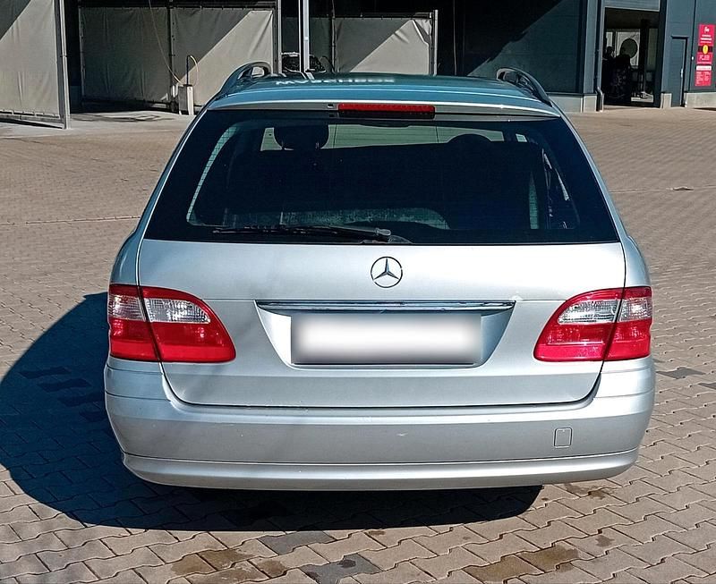 Gebraucht Mercedes 200 163 PS (119 kW) 2004 Silber Kombi