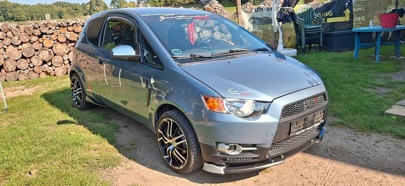 Blau Gebraucht 2009 Mitsubishi Colt Limousine | 3.000 € (Fairer Preis) - Bild 1/4