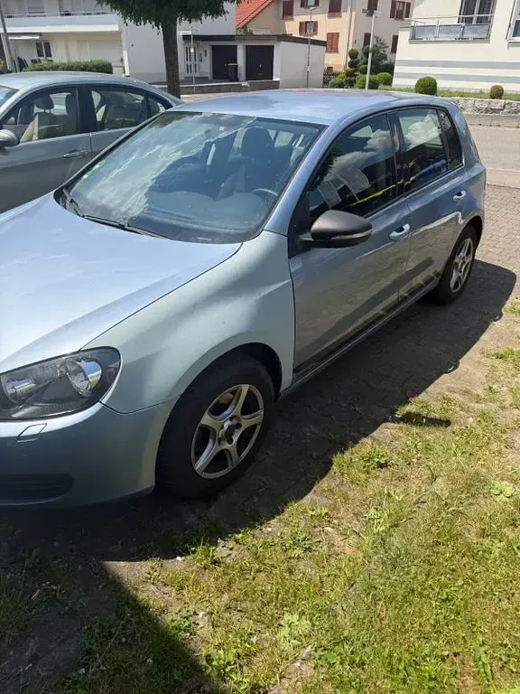 Gebraucht VW Golf VI Style 80 PS (58 kW) 2010 Blau Kleinwagen