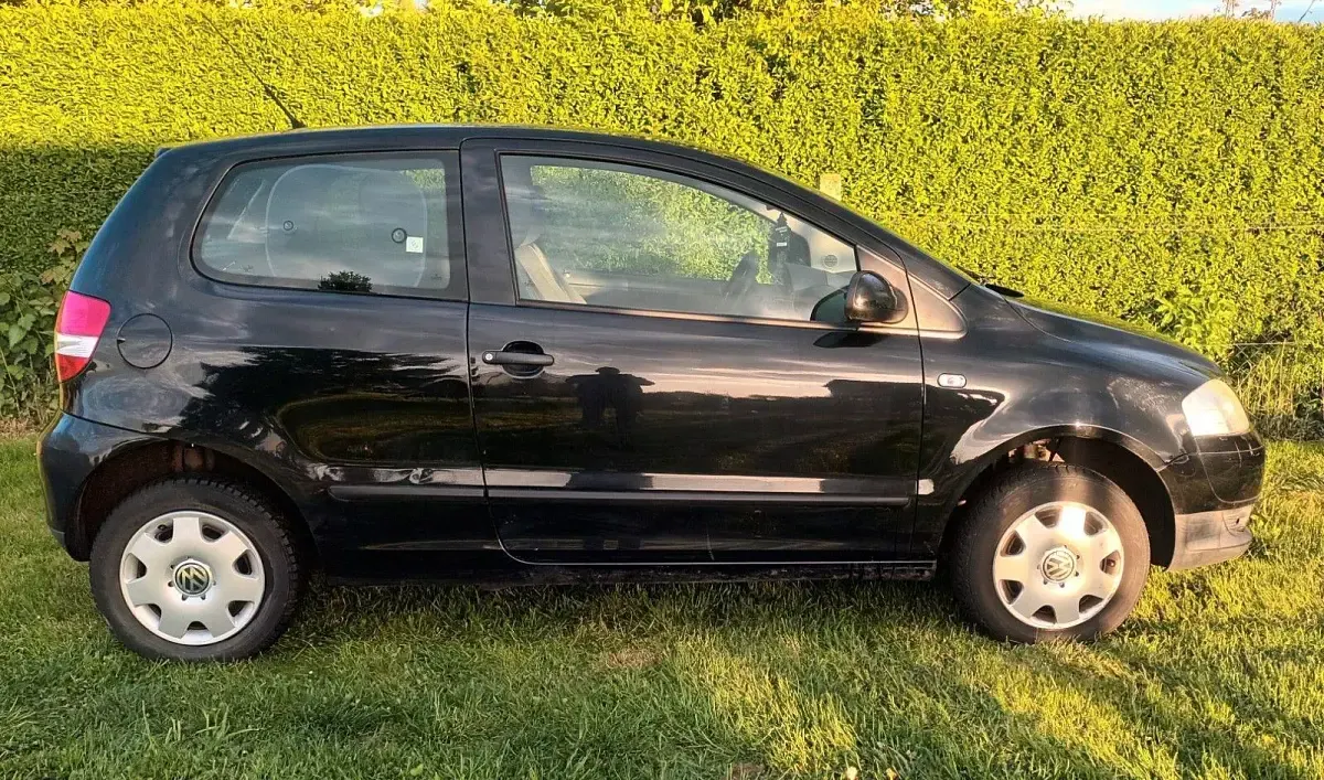 Używany VW Fox 54 KM (39 kW) 2006 Czarny Hatchback