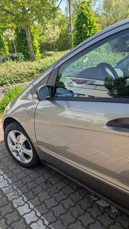 Gebraucht Mercedes A150 Classic 95 PS (69 kW) 2007 Limousine