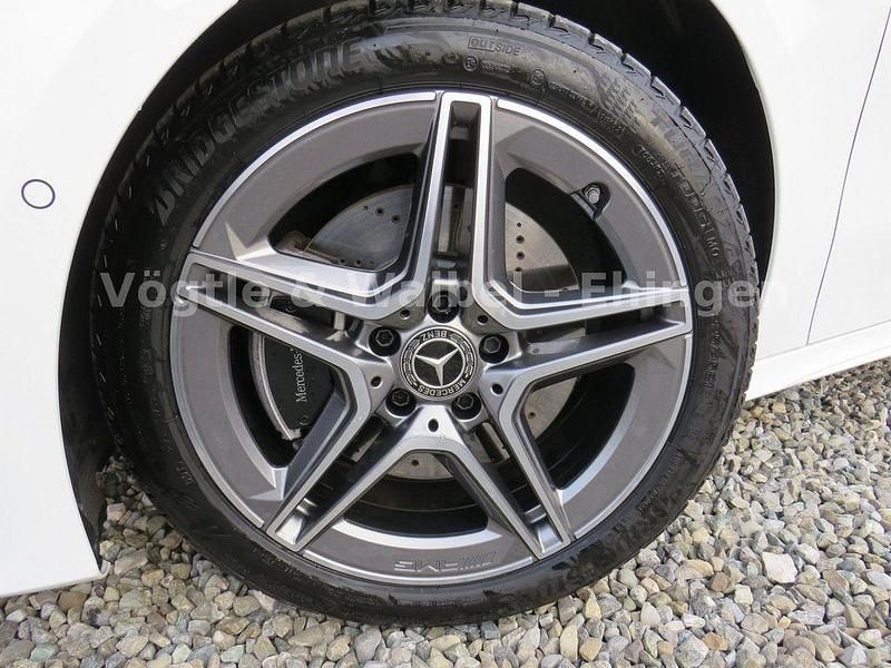 Gebraucht Mercedes A250 Advanced Plus 218 PS (160 kW) 2024 Weiß Limousine