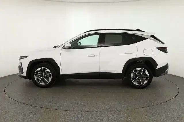 Neu Hyundai Tucson 150 PS (110 kW) 2025 Grau SUV