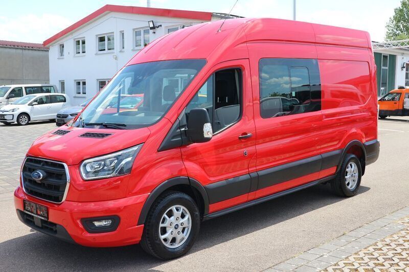 Rot Gebraucht 2022 Ford Transit Limited Van / Kleinbus | 29.999 € (Etwas zu teuer) - Bild 1/4