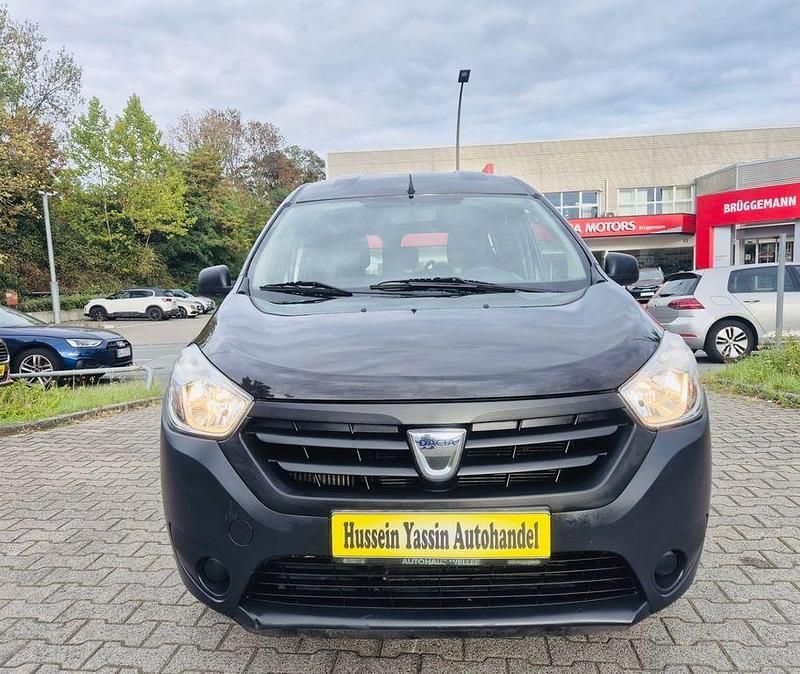 Schwarz Gebraucht 2014 Dacia Dokker Ambiance Van | 4.400 € (Superpreis) - Bild 1/4
