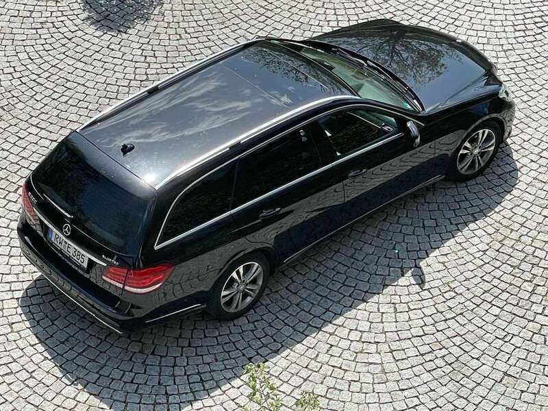 Schwarz Gebraucht 2015 Mercedes E350 Kombi | 15.600 € (Superpreis) - Bild 1/4