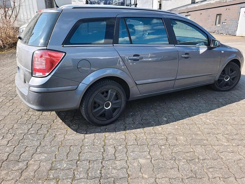 Gebraucht Opel Astra 120 PS (88 kW) 2005 Grau Kombi