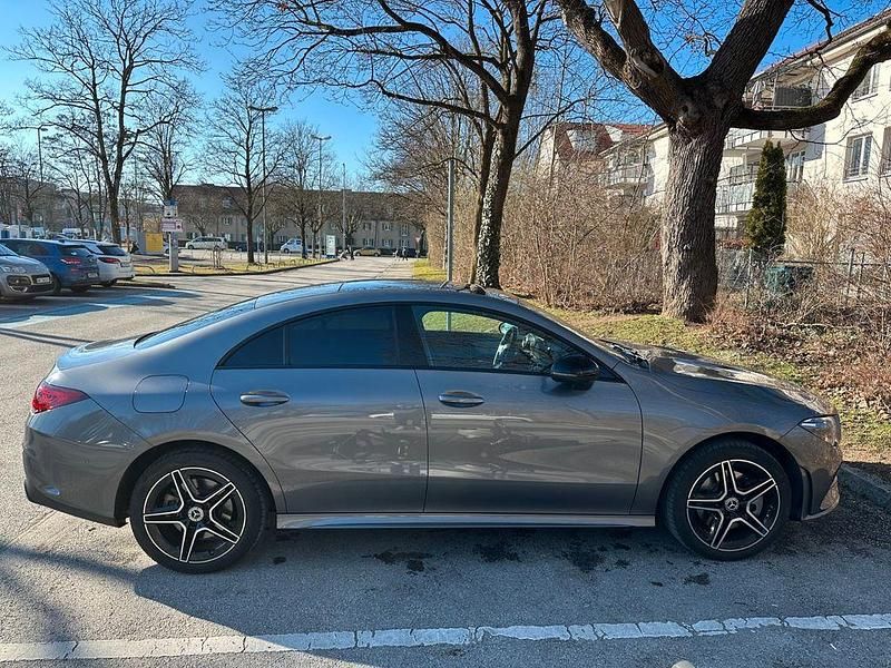 Gebraucht Mercedes CLA250e 218 PS (160 kW) 2022 Silber Limousine