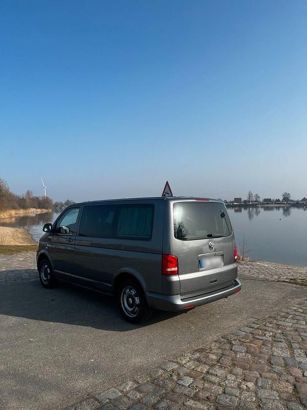 Gebraucht VW T5 179 PS (131 kW) 2010 Grau Van