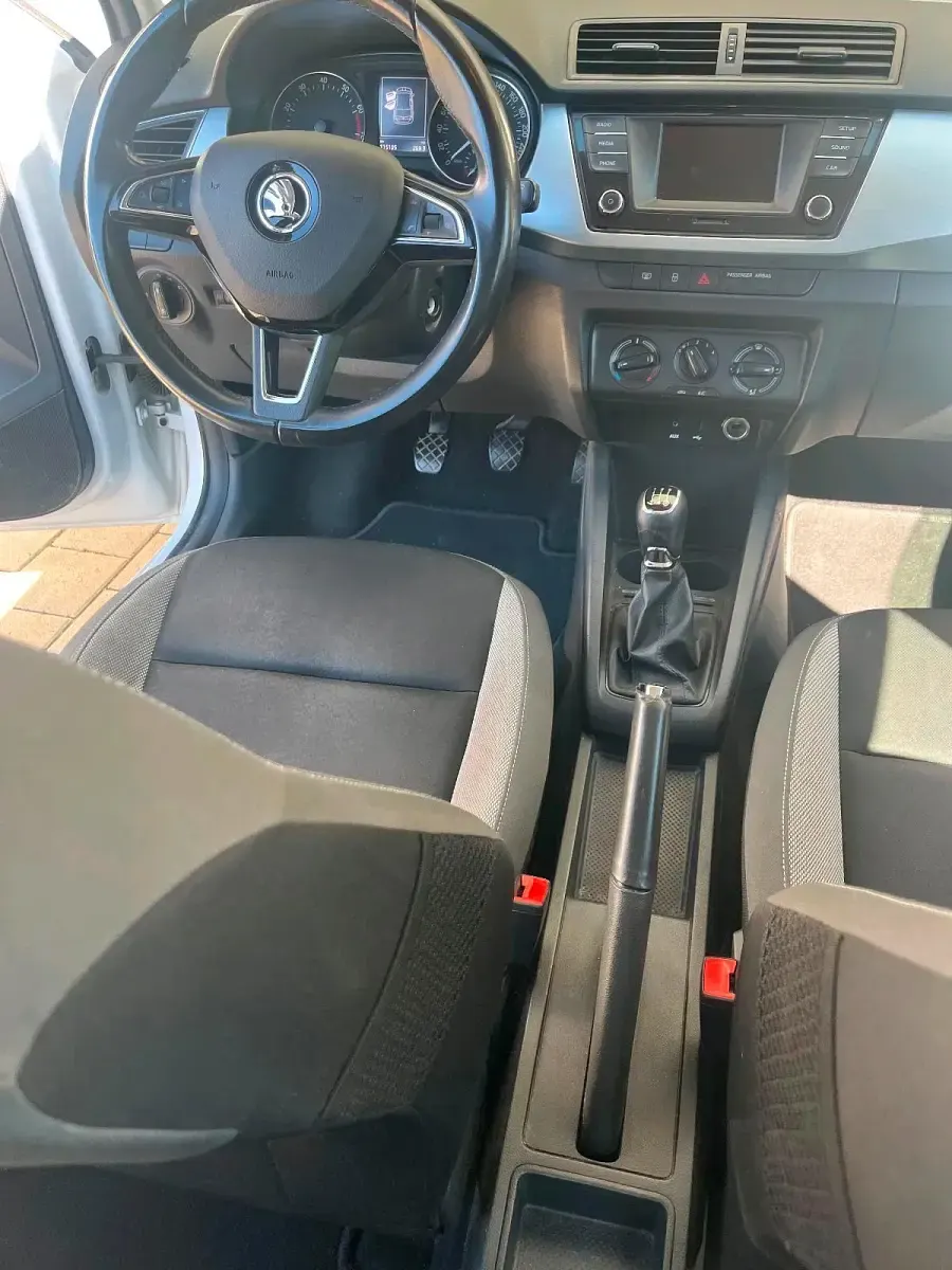 Gebraucht Skoda Fabia 75 PS (55 kW) 2016 Weiß Kleinwagen