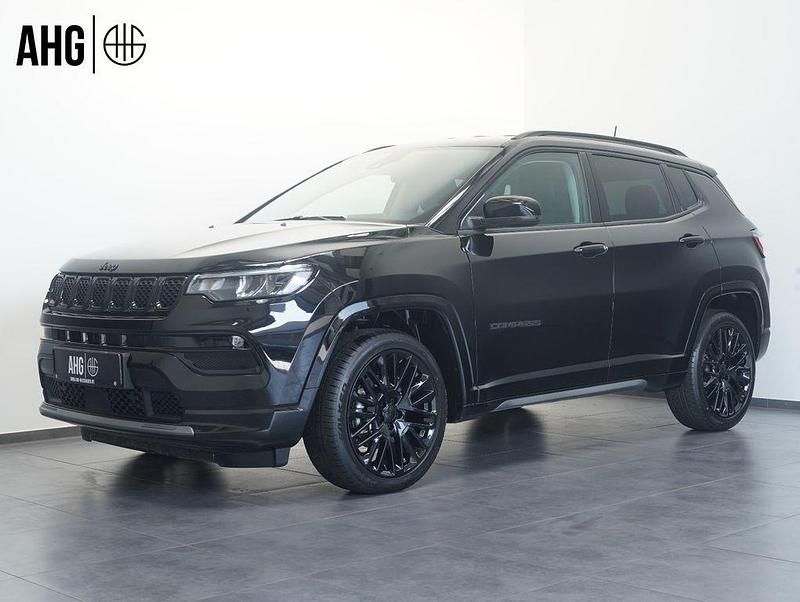 Gebraucht Jeep Compass Altitude 131 PS (96 kW) 2024 Schwarz SUV