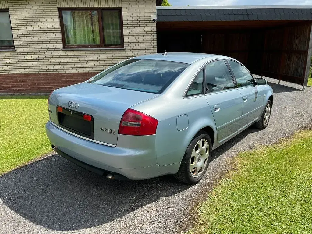 Gebraucht Audi A6 179 PS (131 kW) 2004 Blau Limousine
