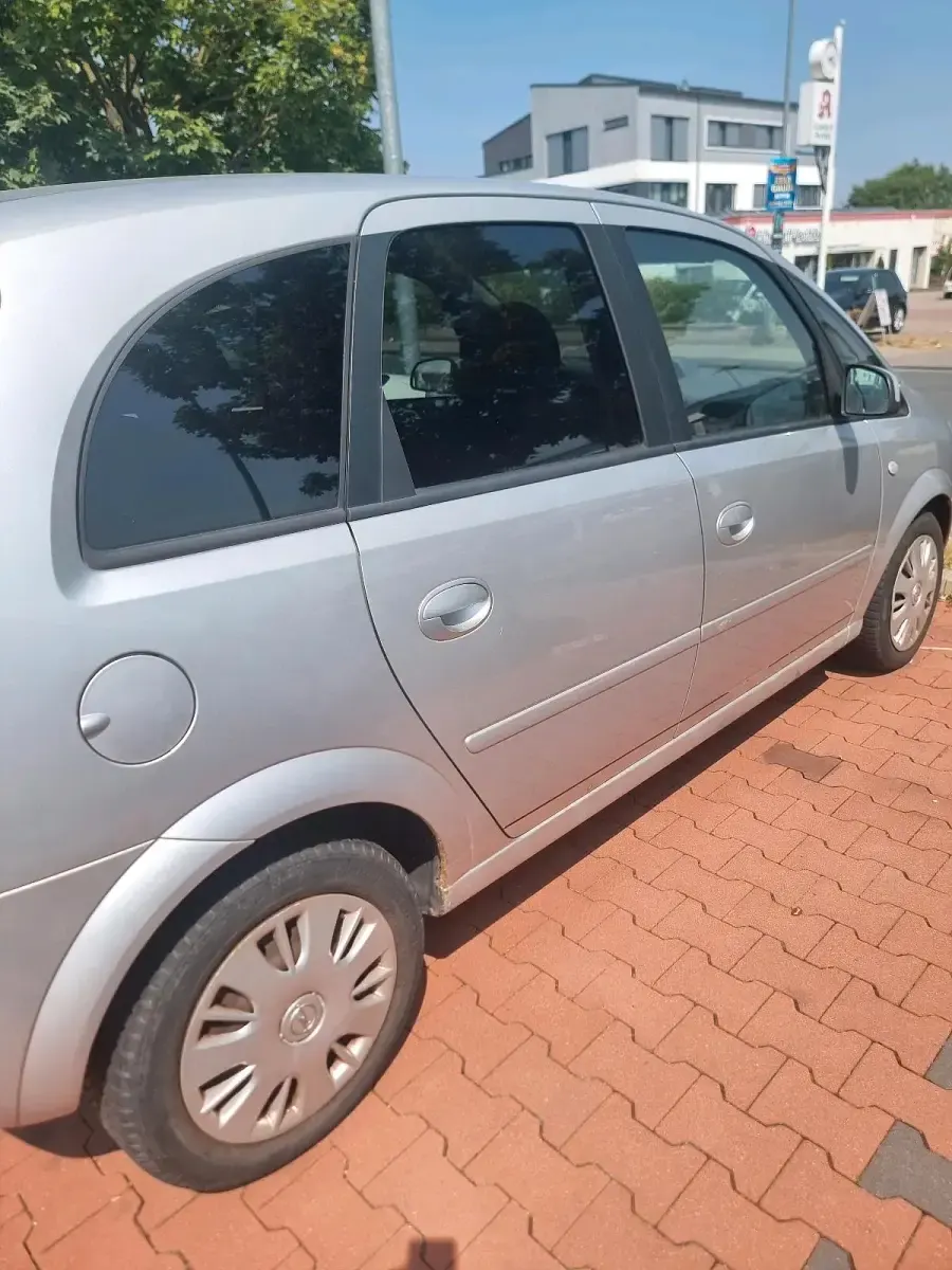 Gebraucht Opel Meriva 120 PS (88 kW) 2005 Silber Van / Kleinbus