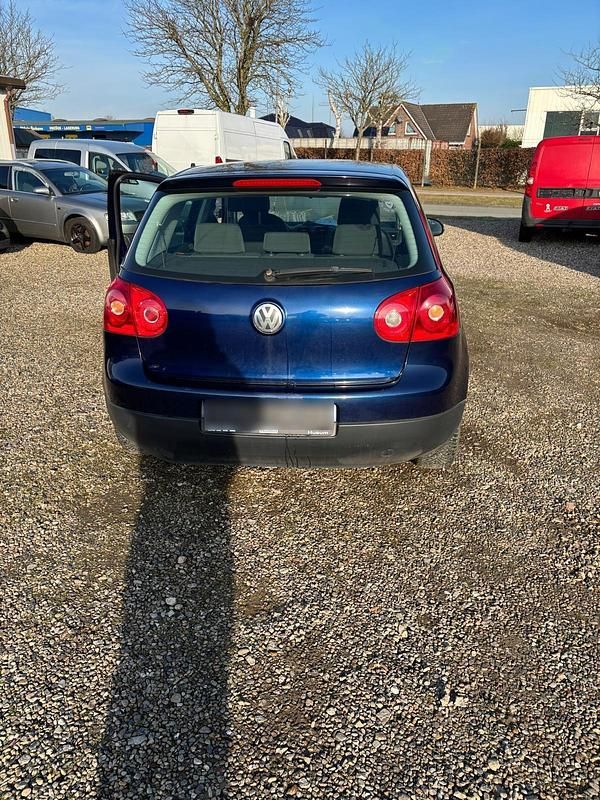 Gebraucht VW Golf IV 2005 Blau Kleinwagen