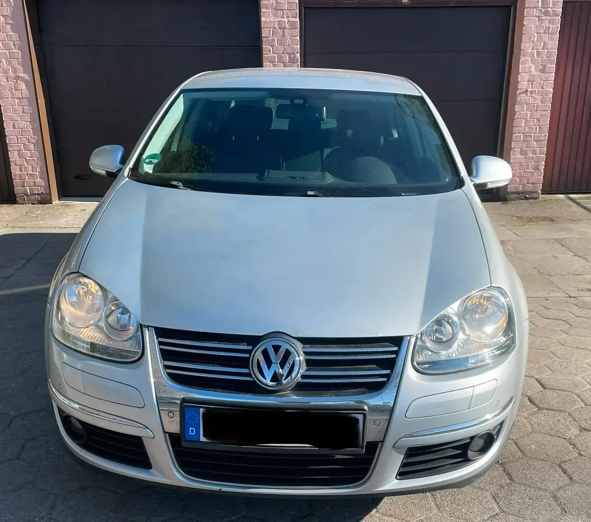 Brugt VW Jetta 130 HK (95 kW) 2009 Sølv Sedan