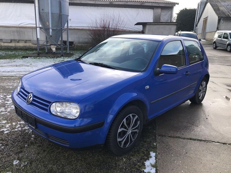 Gebraucht VW Golf IV 75 PS (55 kW) 2001 Blau Limousine