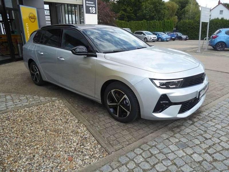 Gebraucht Opel Astra 131 PS (96 kW) 2024 Kristall silber metallic Kombi