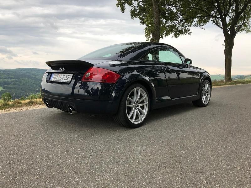 Blau Gebraucht 2003 Audi TT Coupé | 14.000 € (Etwas zu teuer) - Bild 1/4
