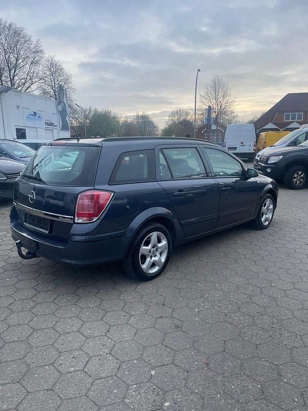 Gebraucht Opel Astra Edition 105 PS (77 kW) 2007 Blau Kombi