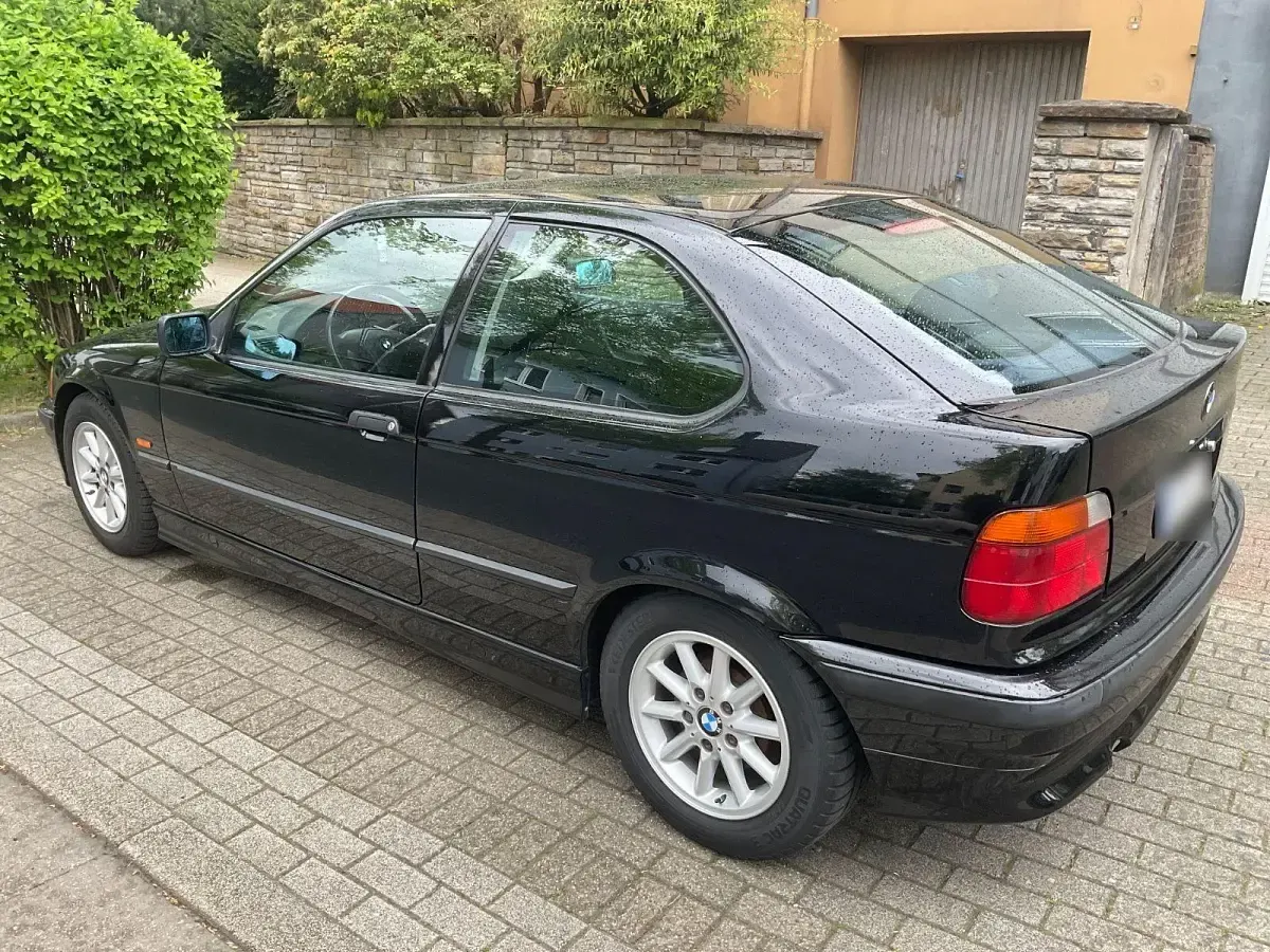 Brugt BMW 316 102 HK (75 kW) 1997 Sort Sedan
