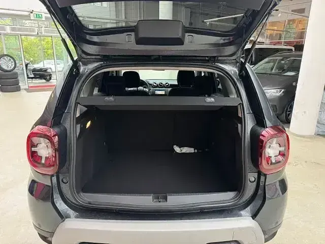 Używany Dacia Duster 150 KM (110 kW) 2019 Szary SUV