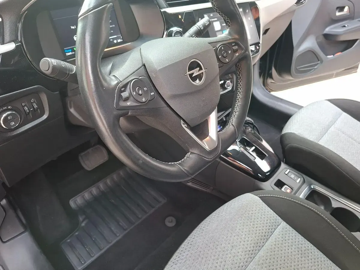 Gebraucht Opel Corsa-e 100 kW (136 PS) 2023 Schwarz Kleinwagen