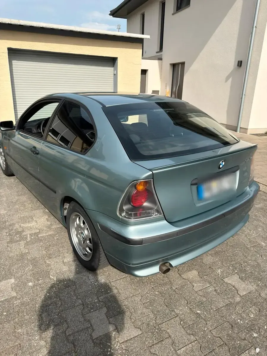 Gebraucht BMW 316 116 PS (85 kW) 2002 Blau Coupé