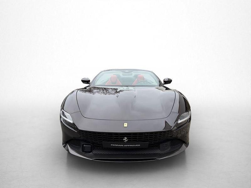 Second-hand Ferrari Roma 620 CP (456 kW) 2023 Negru Cabrio