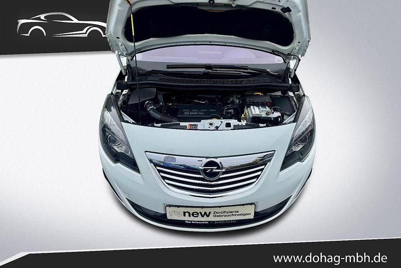Gebraucht Opel Meriva Innovation 140 PS (102 kW) 2012 Weiß Van / Kleinbus