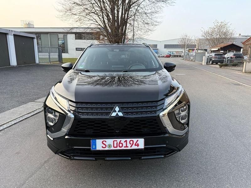 Gebraucht Mitsubishi Eclipse Cross Plus 188 PS (138 kW) 2022 Schwarz SUV