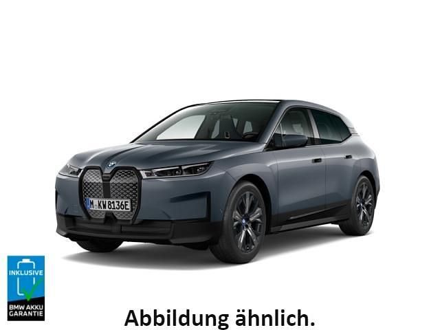 Grau Gebraucht 2024 BMW iX SUV | 60.900 € (Teuer) - Bild 1/4
