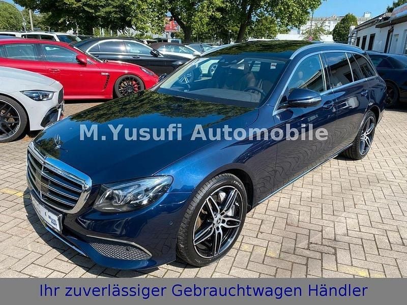 Second-hand Mercedes E400 340 CP (250 kW) 2020 Albastru Berlinǎ