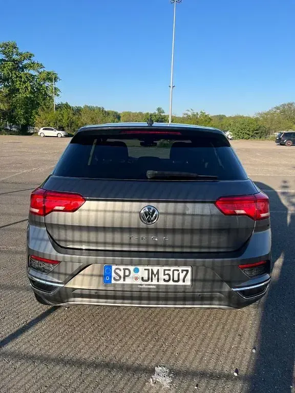 Second-hand VW T-Roc United 150 CP (110 kW) 2020 Gri SUV