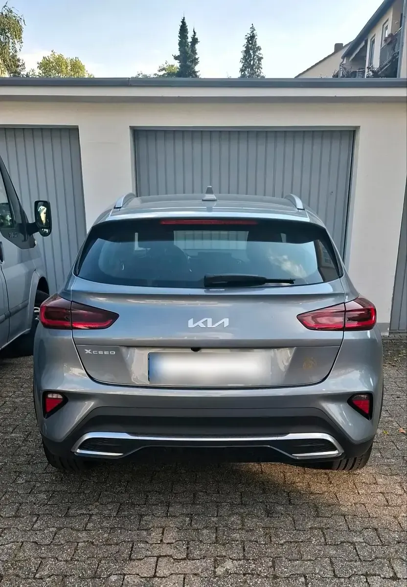 Gebraucht Kia XCeed Vision 140 PS (102 kW) 2024 Silber SUV