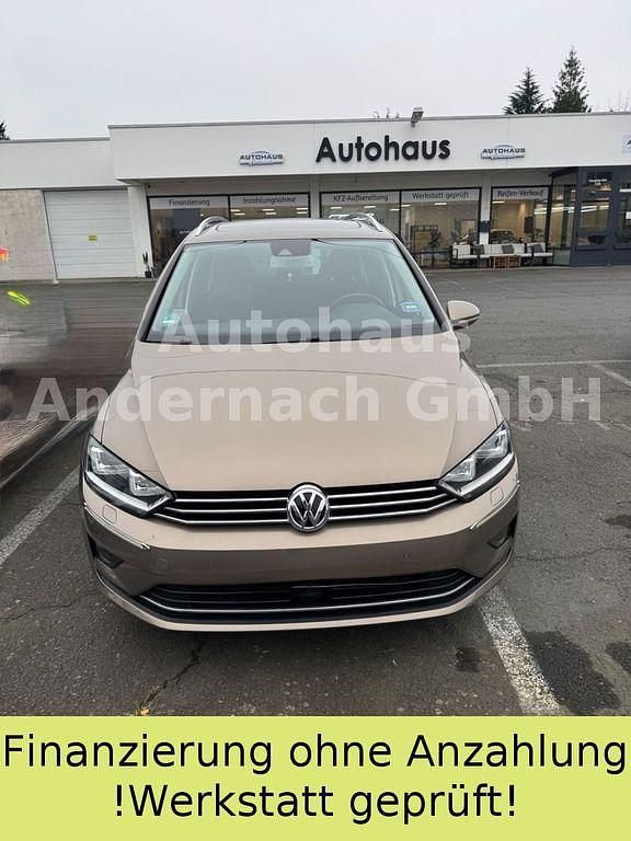Gold Gebraucht 2015 VW Golf Sportsvan Highline Van / Kleinbus | 15.490 € (Fairer Preis) - Bild 1/4