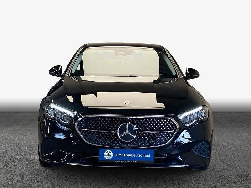 Usado Mercedes E200 Advanced 204 CV (150 kW) 2024 Negro Berlina