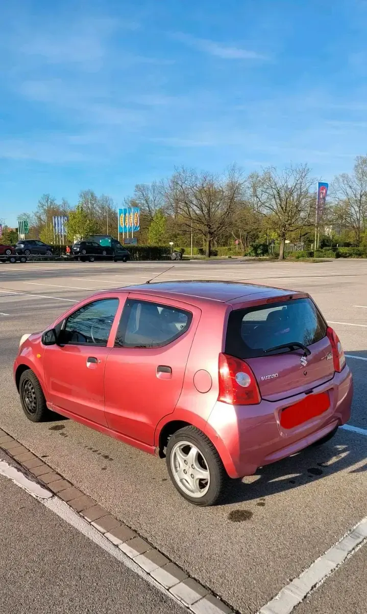 Gebraucht Suzuki Alto 68 PS (50 kW) 2011 Rot Kleinwagen