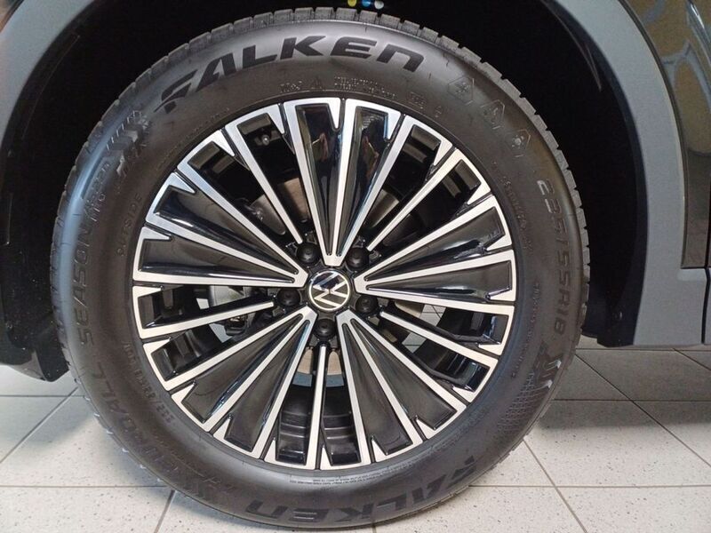 Neu VW Tiguan Elegance 150 PS (110 kW) 2025 Schwarz SUV