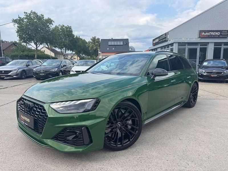 Sonomagrün metallic Gebraucht 2019 Audi RS4 Sport Kombi | 54.999 € (Guter Preis) - Bild 1/4
