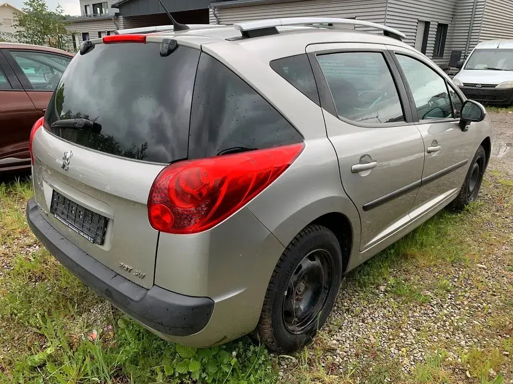 Gebraucht Peugeot 207 Urban Move 95 PS (69 kW) 2009 Grau Kombi