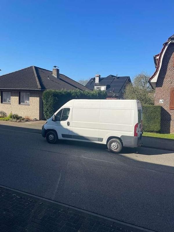 Weiß Gebraucht 2016 Citroën Jumper Profi Van / Kleinbus | 12.500 € (Etwas zu teuer) - Bild 1/4