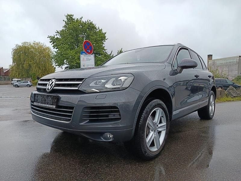 Dark flintgrey Gebraucht 2012 VW Touareg SUV | 13.400 € (Guter Preis) - Bild 1/4