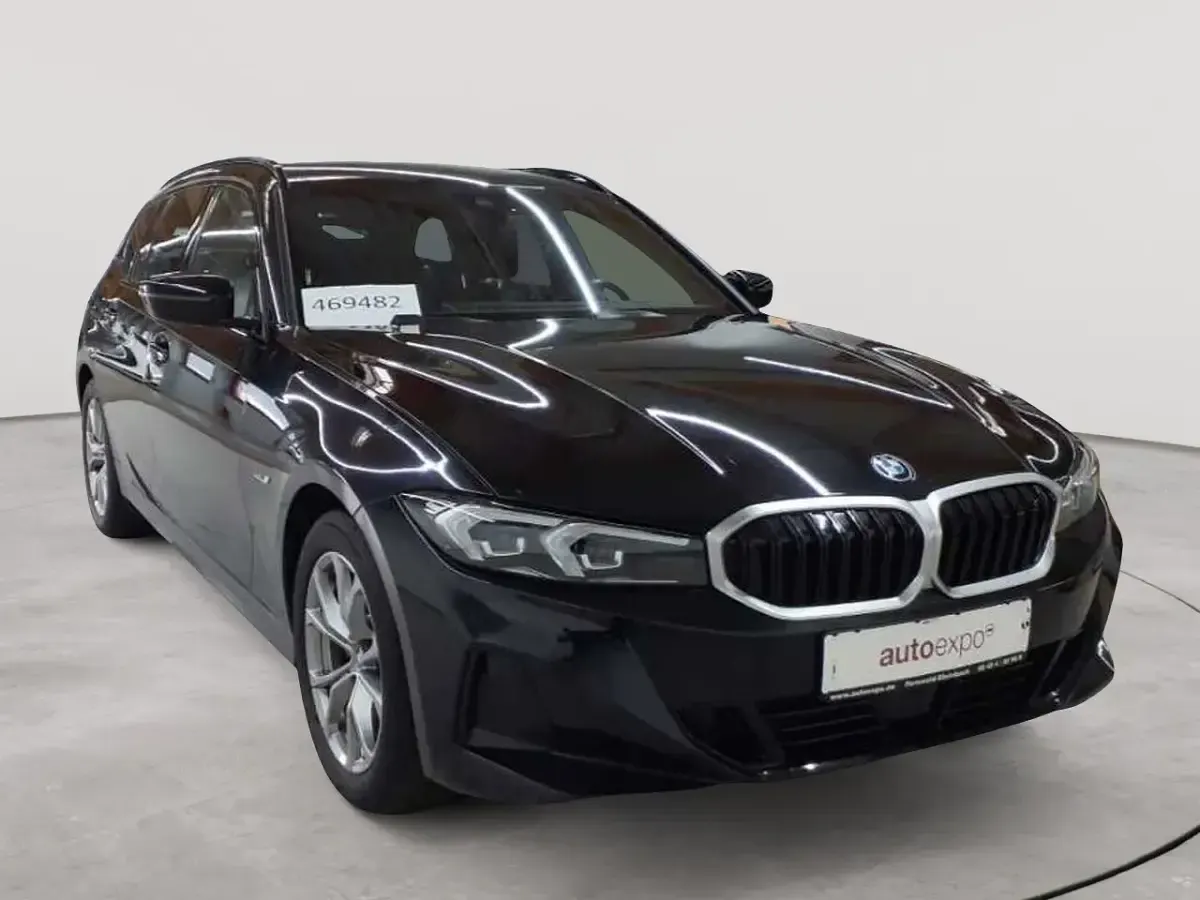 Gebraucht BMW 320e Sport Line 163 PS (119 kW) 2022 Kombi
