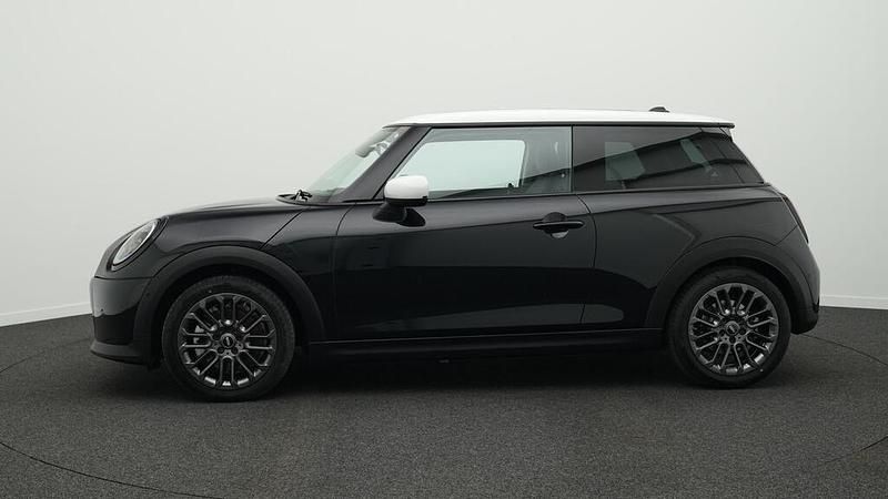 Gebraucht Mini Cooper Classic 156 PS (114 kW) 2024 Schwarz Kleinwagen
