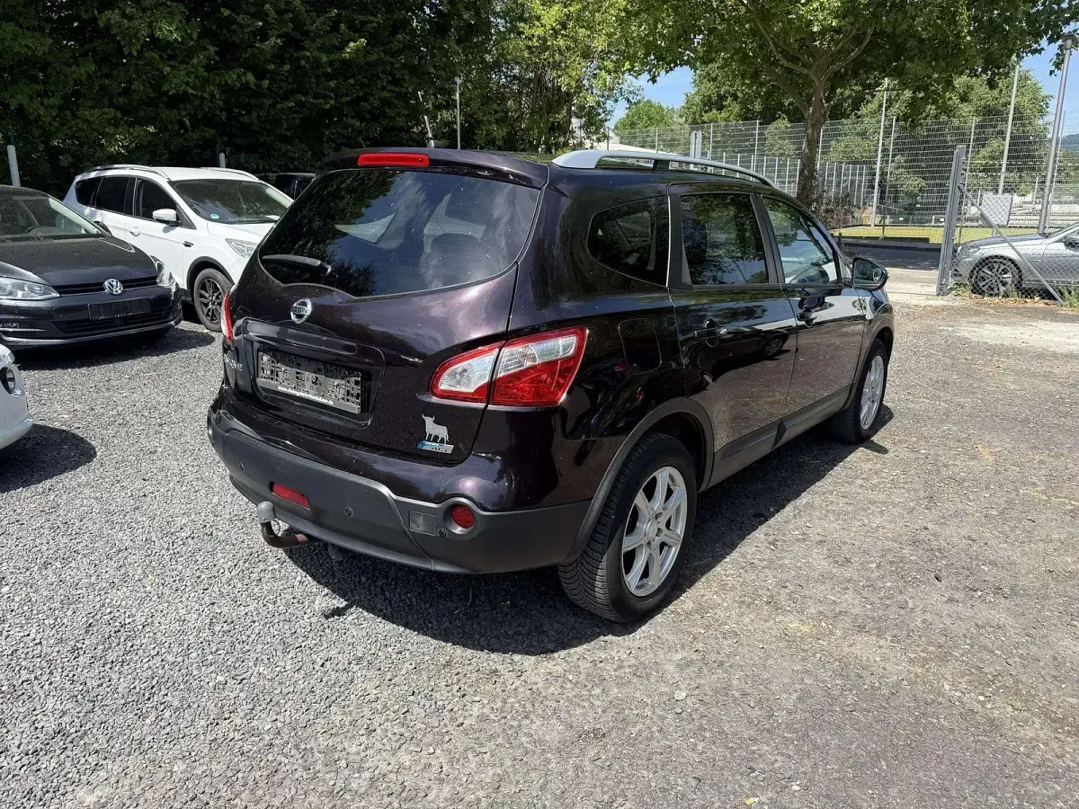 Gebraucht Nissan Qashqai +2 I-Way 131 PS (96 kW) 2012 Violet SUV