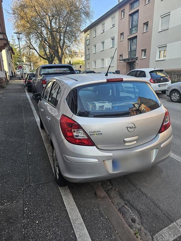 Gebraucht Opel Corsa 60 PS (44 kW) 2007 Silber Kleinwagen