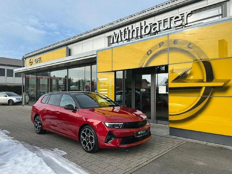 Gebraucht Opel Astra Ultimate 131 PS (96 kW) 2024 Rot Kombi