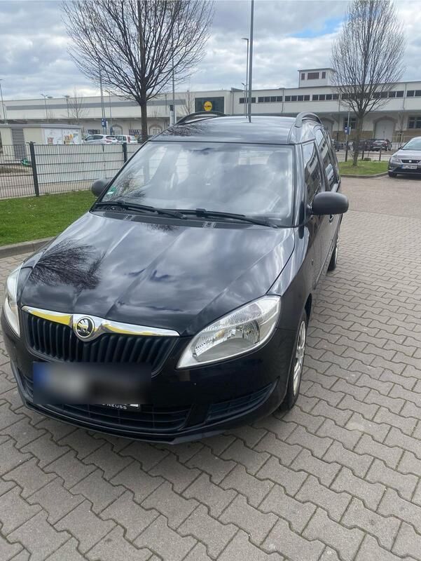 Schwarz Gebraucht 2012 Skoda Roomster Family Kombi | 2.399 € (Fairer Preis) - Bild 1/4