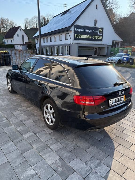 Gebraucht Audi A4 Attraction 143 PS (105 kW) 2009 Schwarz Kombi